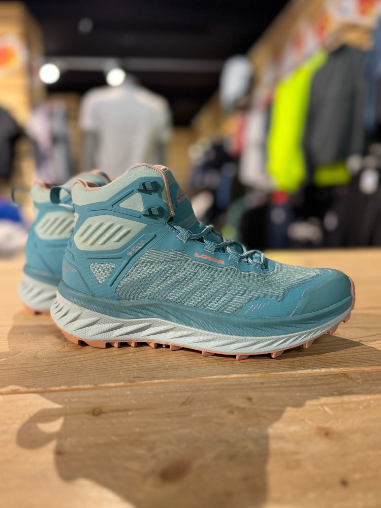 Lowa dam kängor GTX